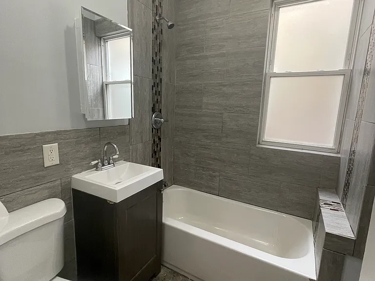 1618 N Kedvale Ave #2 — Photo 6