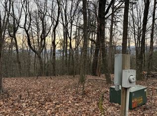 6 Westmoreland Rd, Cleveland, GA 30528