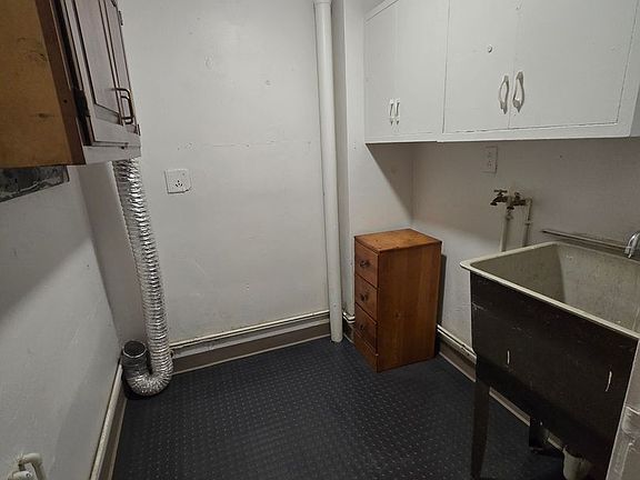 4th image of 105 Hilltop Dr #E