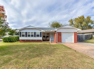 14001 Gateway Dr, Edmond, OK 73013
