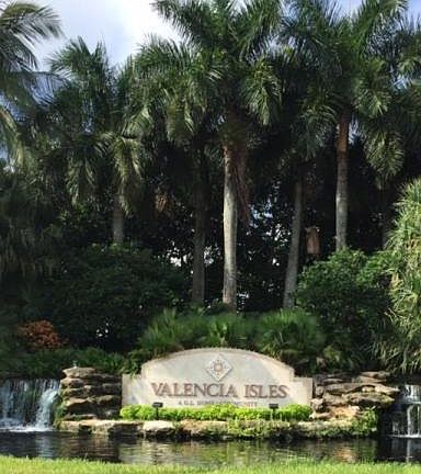 2nd image of 6615 Lucaya Ave