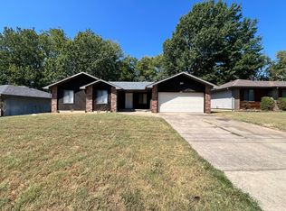 223 S Dove Valley Ave, Springfield, MO 65802