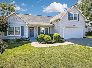 2420 Creekmore Ct, Virginia Beach, VA 23464