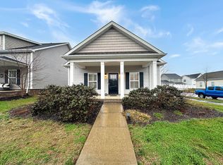 131 Hardinberry St, Oak Ridge, TN 37830