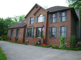 252 Worthington Dr, Kingsport, TN 37663