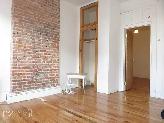 Rented by Rennit Inc. | media 4
