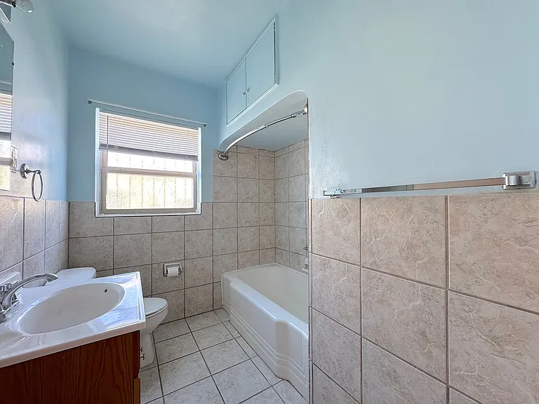 3706 Sacramento Ave — Photo 19