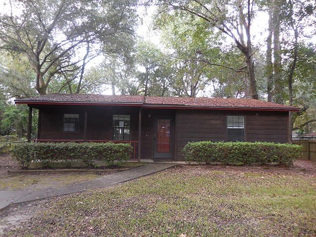 1st image of 1946 Longview Dr