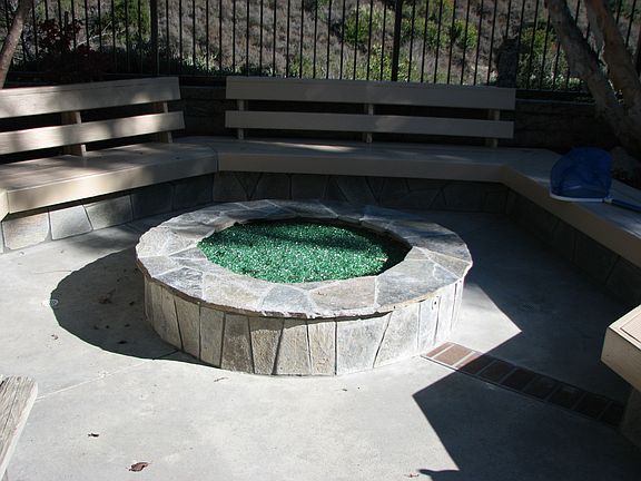 Custom Gas Fire Pit w/Fireglass