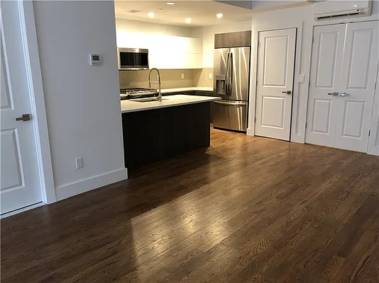 Rented by 18 REALTY | media 37