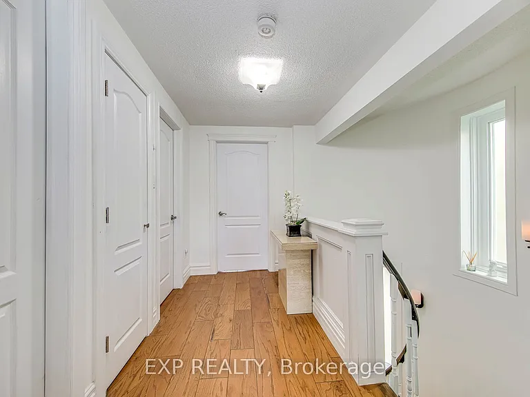 1225 Hedgestone Cres — Photo 26