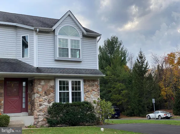 1 Pearl Dr, Doylestown, PA 18901