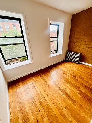 Bedroom, photo 2