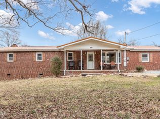 481 Riverview Dr, Johnson City, TN 37601