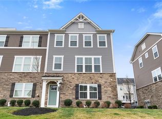 626 Amarth Ln, Cranberry Township, PA