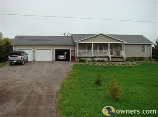 6761 Durand Rd, New Lothrop, MI 48460