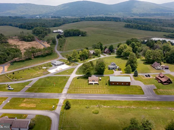 14 Cessna Ln, Davis, WV 26260