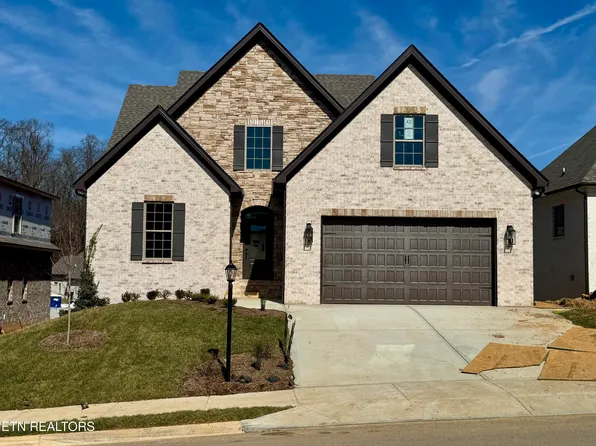 12015 Avery Woods Ln, Knoxville, TN 37921