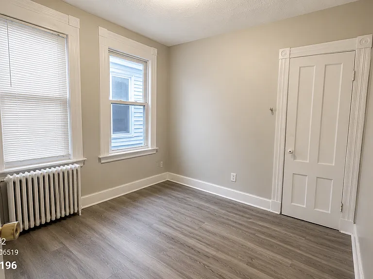 19 Elliott St #B — Photo 4
