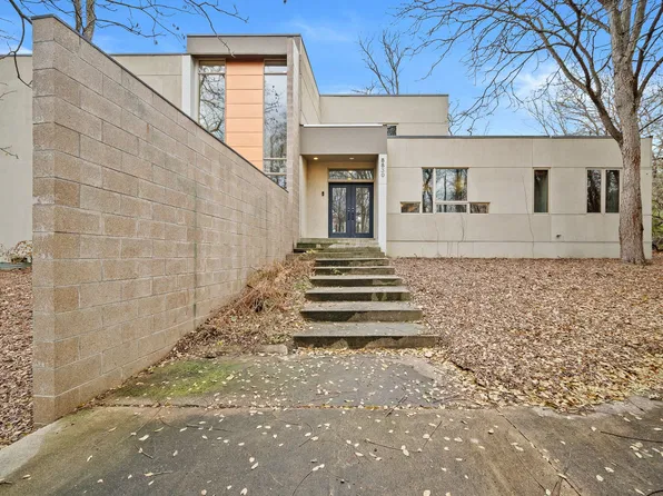 8830 NW 35th St, Ankeny, IA 50023