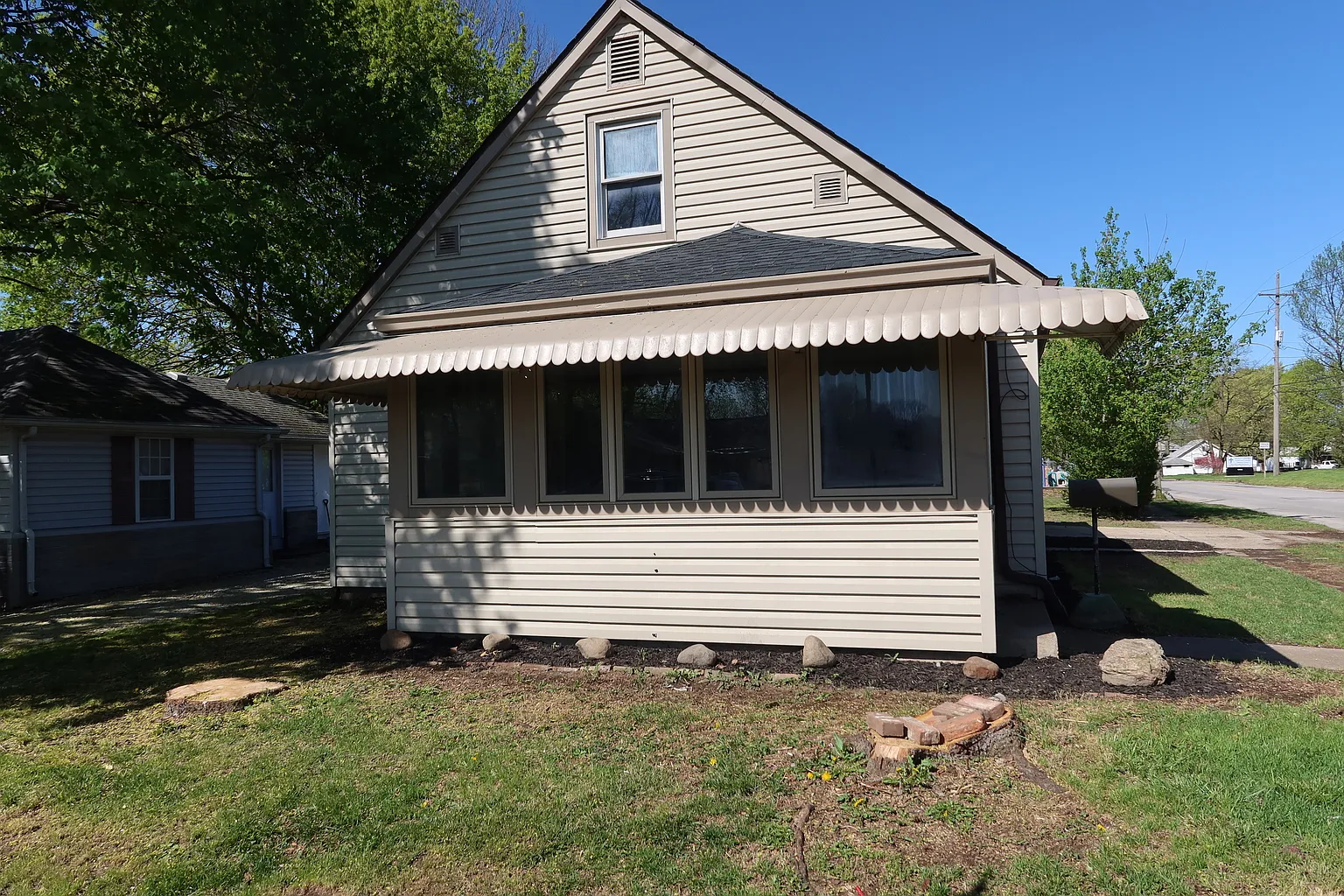 301 Louise Ave photo 1