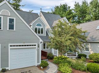 365 Winding Pond Rd, Londonderry, NH 03053