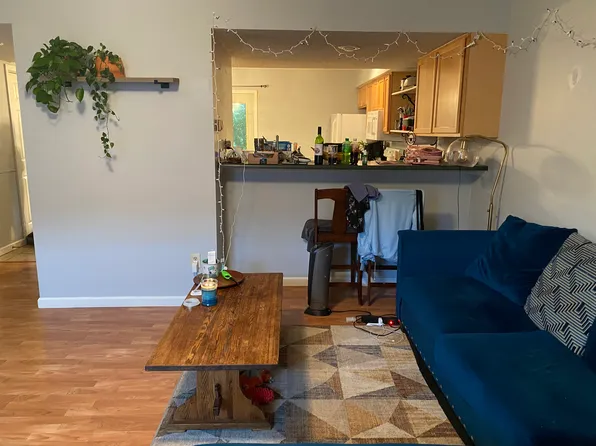 829 E Sherwood Hills Dr, Bloomington, IN 47401