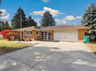 801 Alann Dr, Joliet, IL 60435