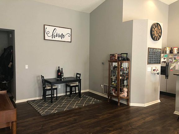 4th image of 3637 S Glasgow Cir