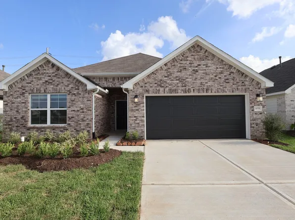 1070 Garnet Star Dr, La Marque, TX 77568