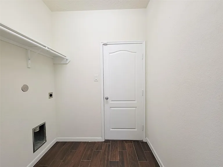 3007 Meadow Prairie St — Photo 26