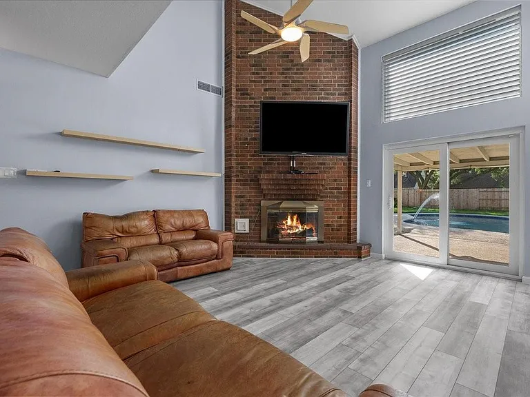 1016 Glenshannon Ave — Photo 29