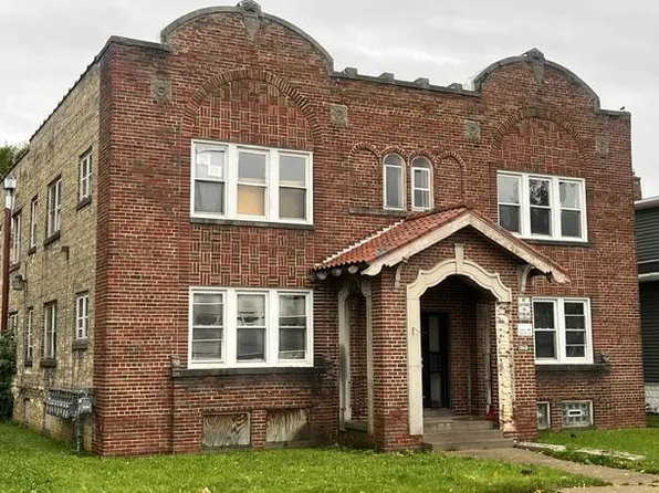 4720 N 37th STREET, Milwaukee, WI 53209