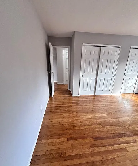 FAIRVIEW AVENUE APARTMENTS — Photo 8