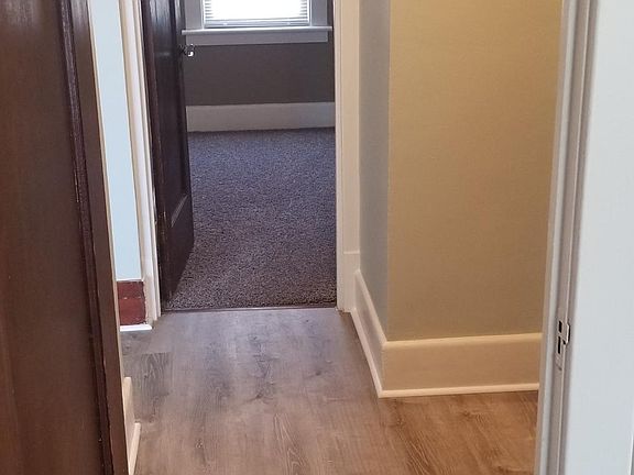 3rd image of 1653 Kenmore Ave APT 1