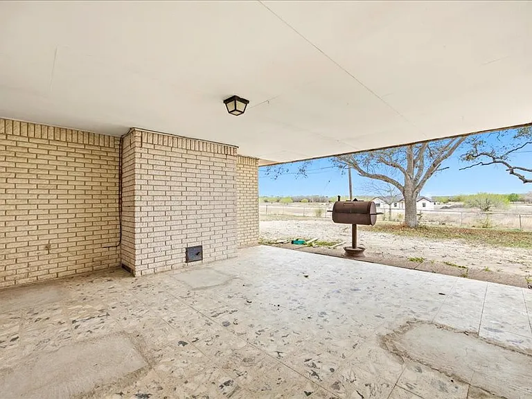 134 Robinhood Dr — Photo 23