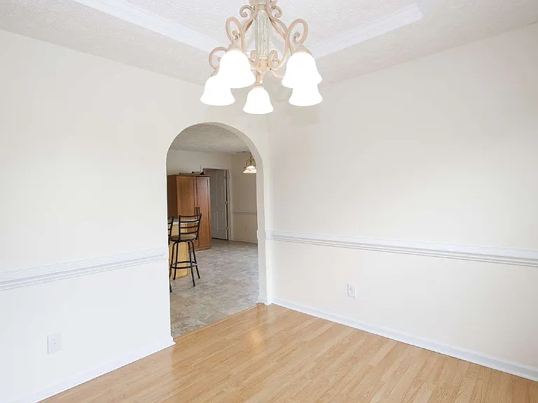 106 Harvest Ln — Photo 15