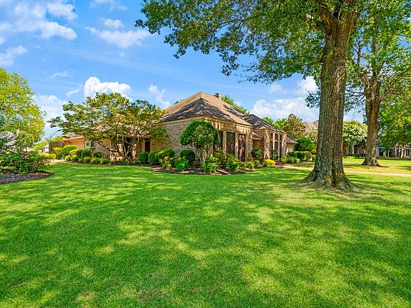 2nd image of 2850 Willow Bnd