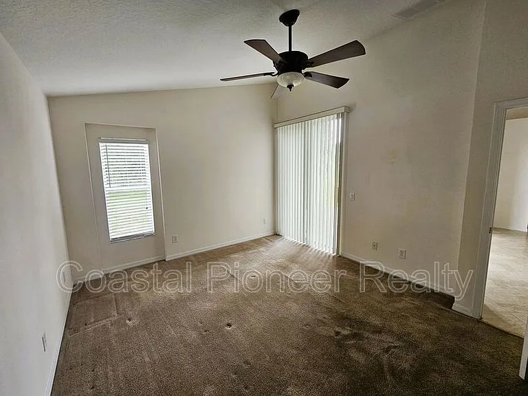 3220 Clover Blossom Cir — Photo 15