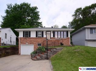 5320 S 52nd St, Omaha, NE 68117