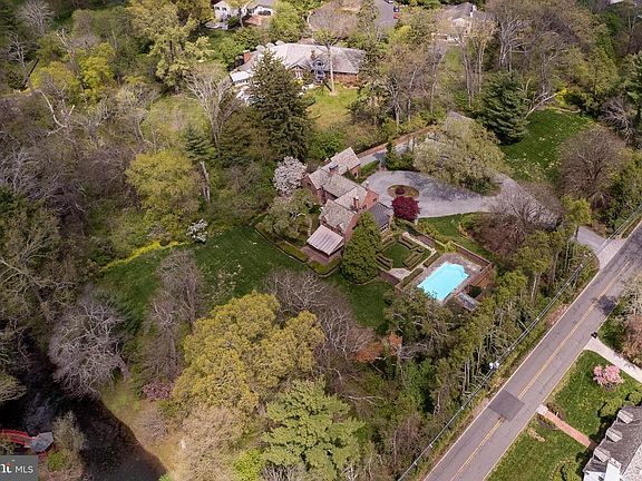 3rd image of 51 Edgerstoune Rd