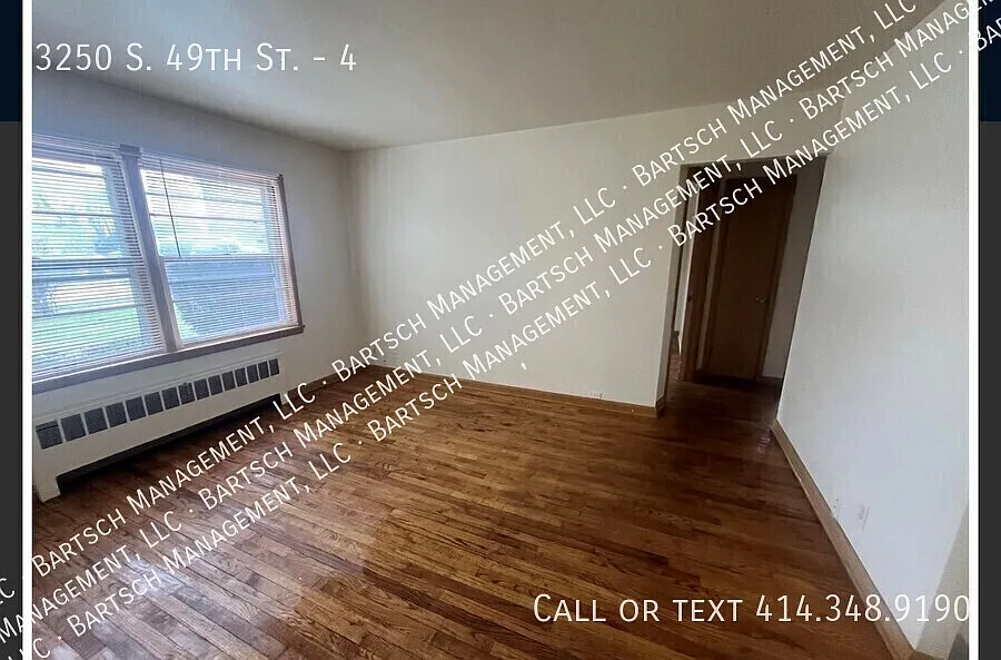 Building Photo - 3250 S 49th St #4