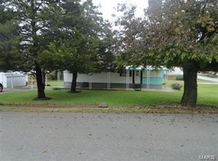 204 S 4th St, Houston, MO 65483