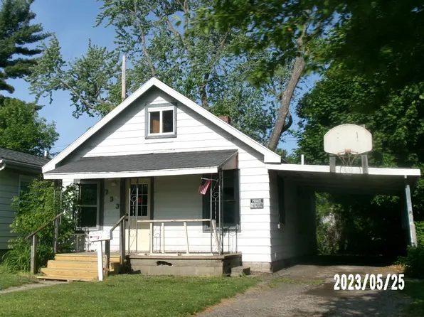 733 Cawood St, Lansing, MI 48915