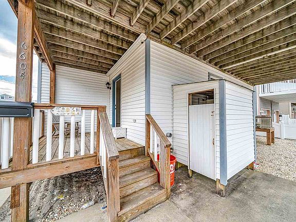 4th image of 6604 Pleasure Ave #S