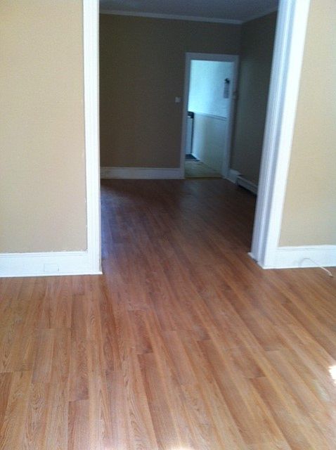 2nd image of 54 New Rose St