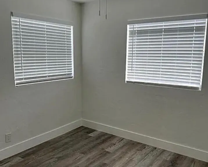2034 Taylor St — Photo 10