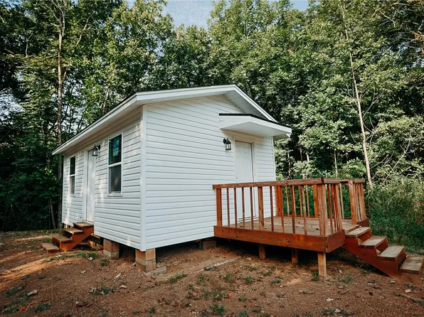 406 Moudy Rd, Belleville, AR 72824
