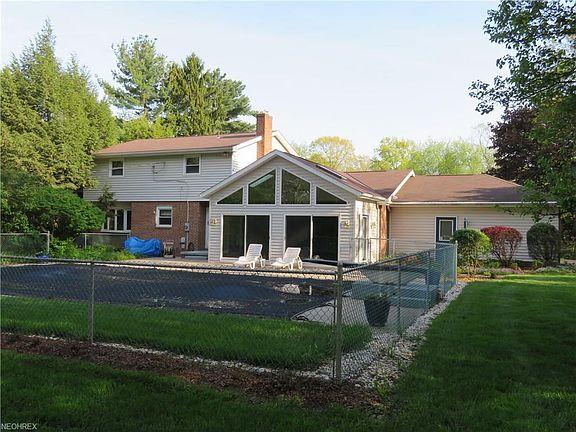 2nd image of 2235 W Smithville Western Rd