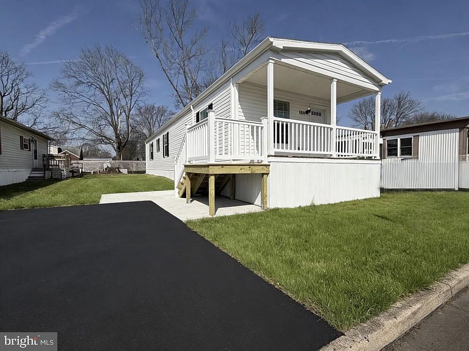1st image of 6214 Foster Dr